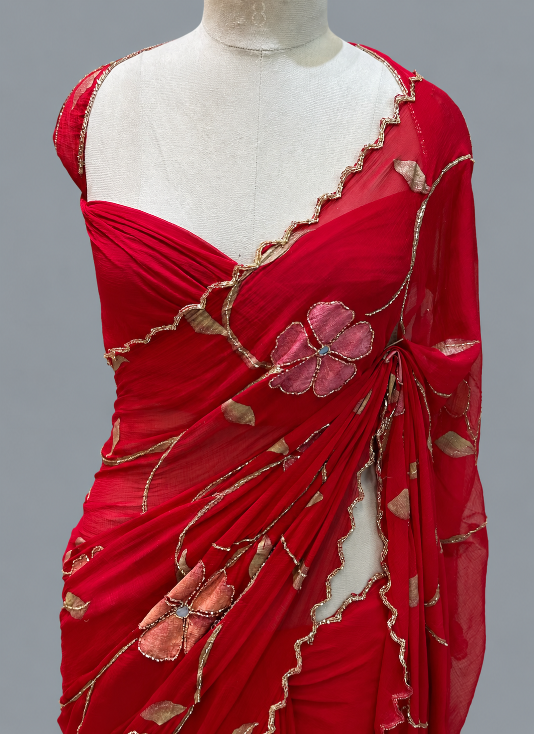 Chiffon Saree with Hand Painted Large Florals & Cut Dana Scallop Border