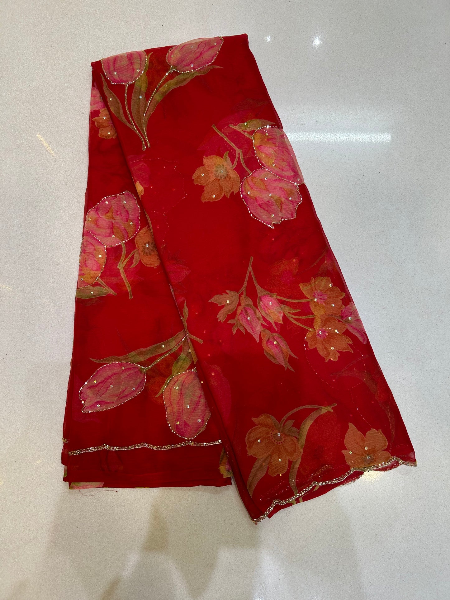 Radiant Flora Chiffon Saree: Meticulous Cut Dana Artistry with Scalloped Edge