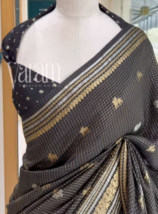 Vintage Dola Silk Checks Saree with Zari Border