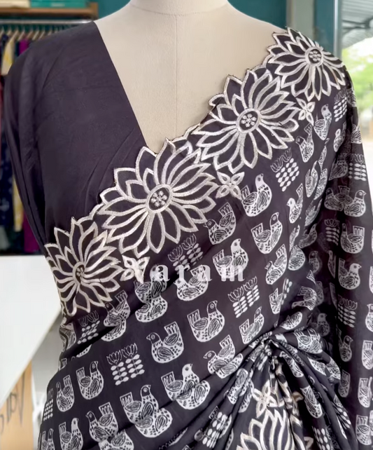 Majestic in Black – Tussar Saree with Digital Work & Embroidered Florals